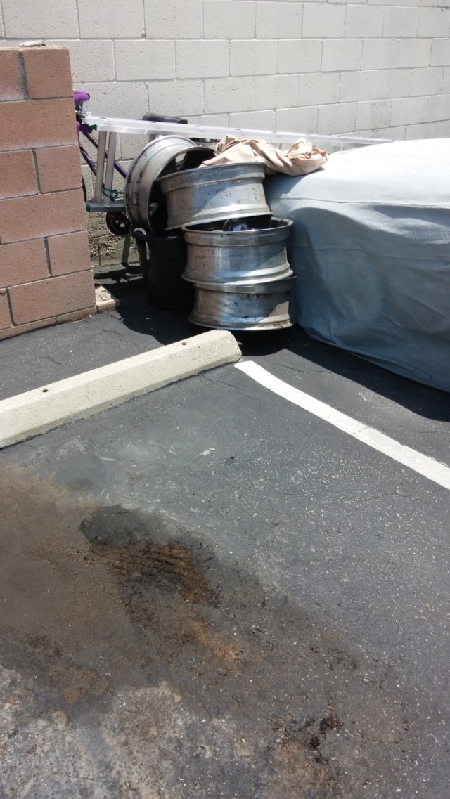 Debris at Hi Point St